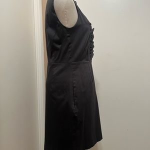 Ted Baker Womens Size 3 Gray Sleeveless Shift Dress Ruffle Neck.